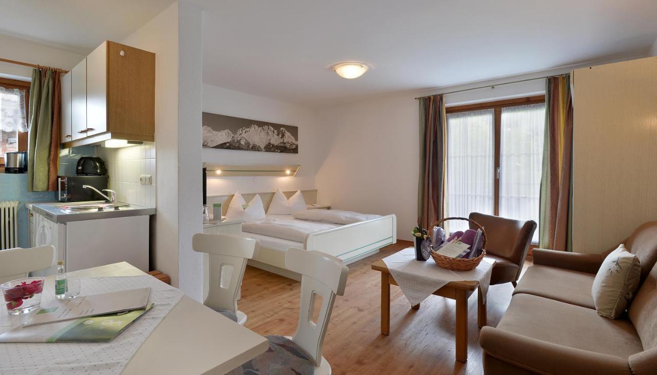 Appartements Am Roemerweg Oberndorf in Tirol Exteriör bild